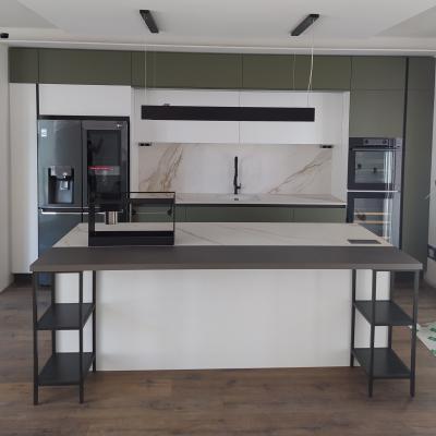 Cucina Con Piano Cottura Sottotop
